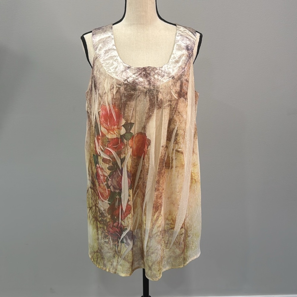 Lane Bryant Cream Metallic Floral Scoop Neck Blouse. Sz 16